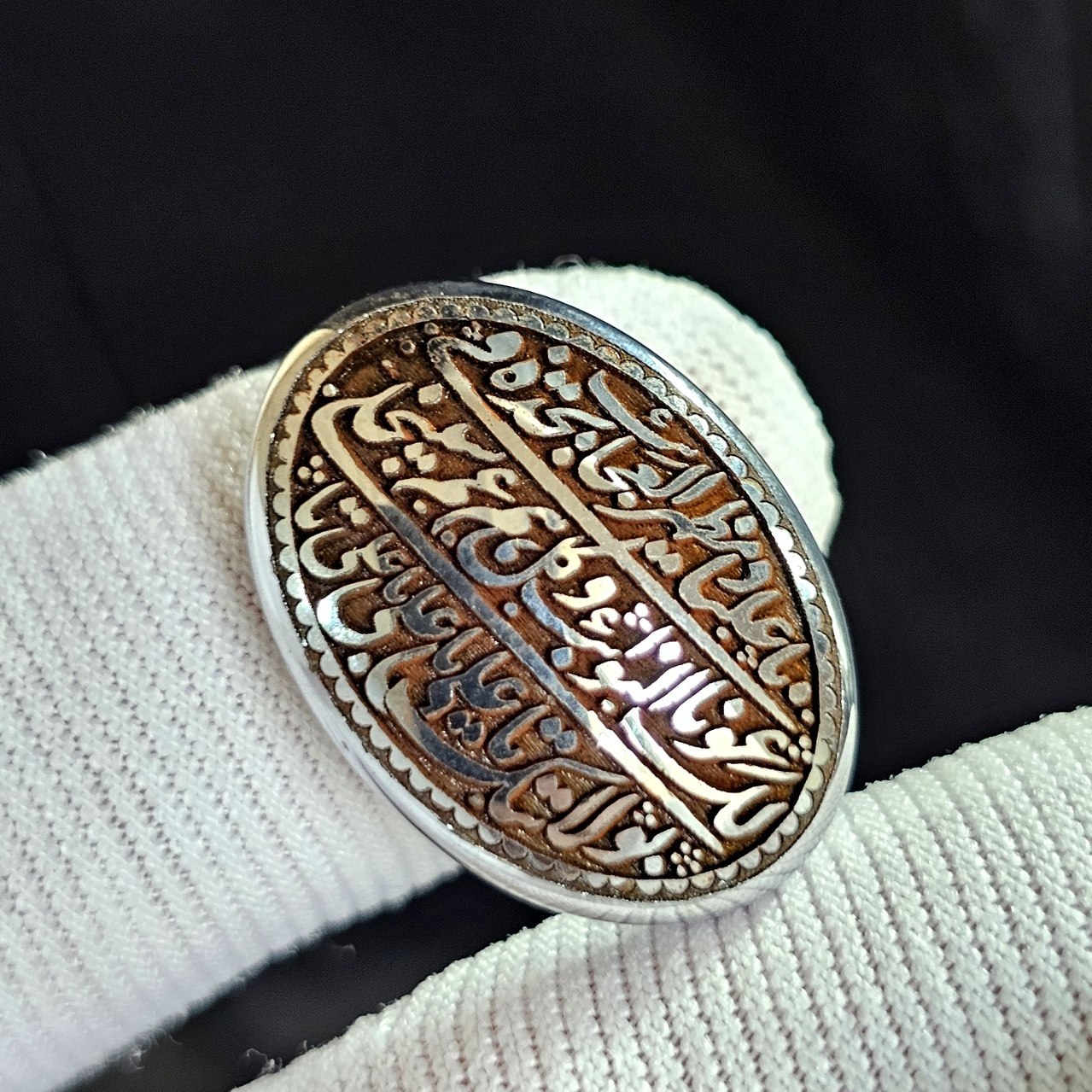نگین سنگ حدید صینی معدنی حکاکی دعای ناد علی کد K1464
